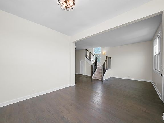 3rd image of 9771 W 143rd St