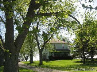 838 1913th Ave, Chestnut, IL 62518