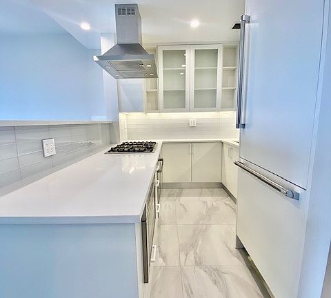5th image of 301 W 57th St APT 46B