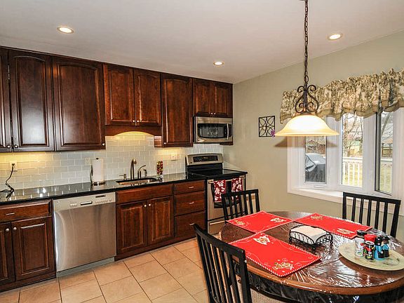 Cherry Cab. Glass Tile ,