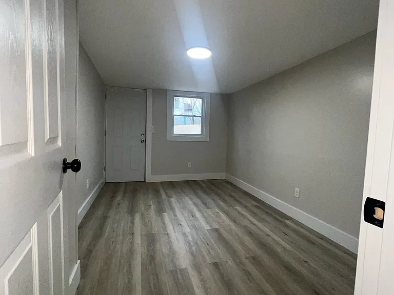 134 Old Rose St #1 — Photo 5