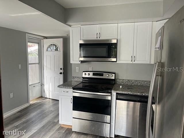 1st image of 4009R 41st St N
