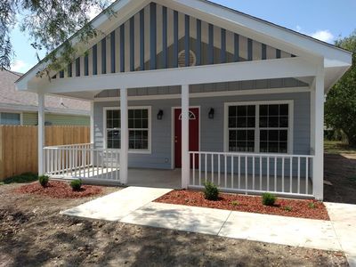 527 S Camp St, Uvalde, TX, 78801