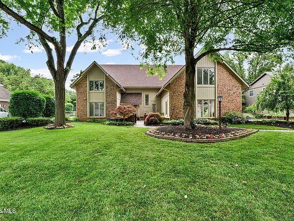 2nd image of 5303 Spring Creek Ln