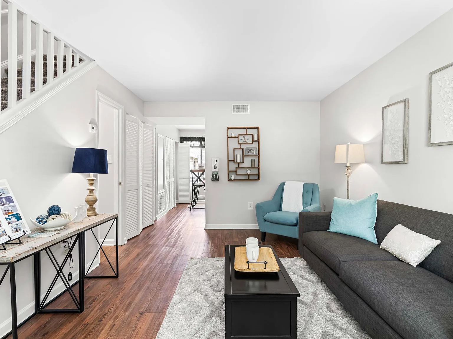 Brook Hill Townhouse — Photo 2