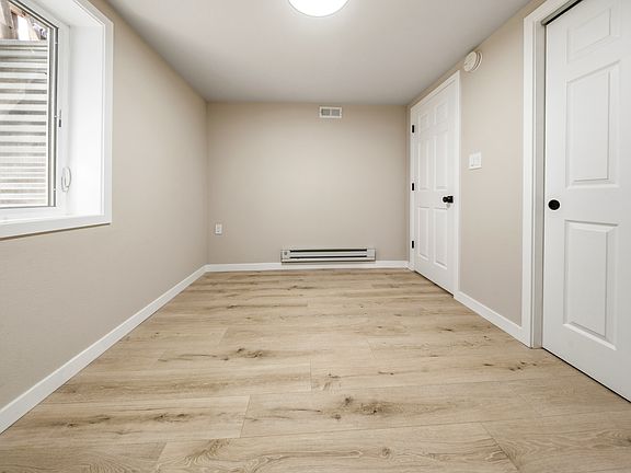 5th image of 715 Miller Ct #D