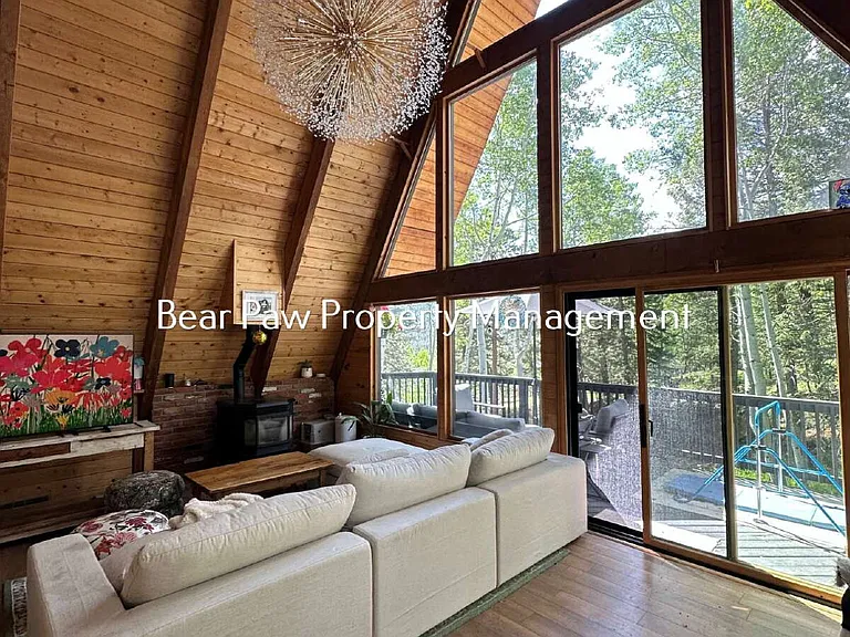 7196 Aspen Meadow Dr — Photo 5