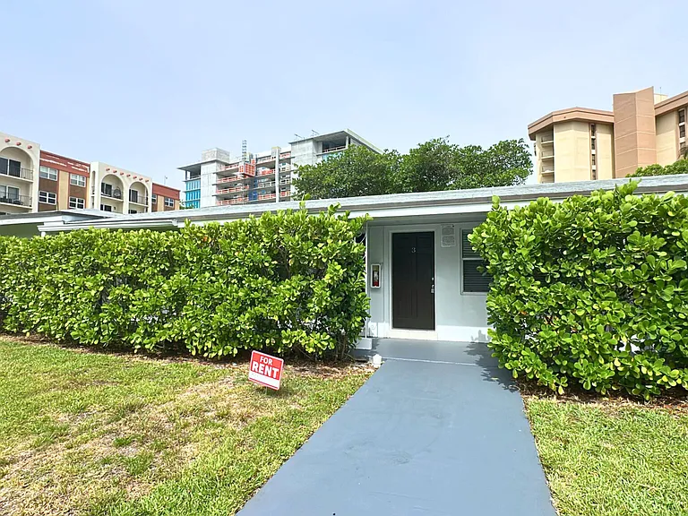 421 Sunset Dr #3 — Photo 12