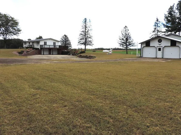 E5651 Jones Rd, Spring Green, WI 53588