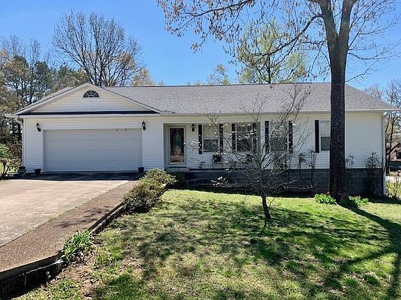 2nd image of 39 Red Bud Dr
