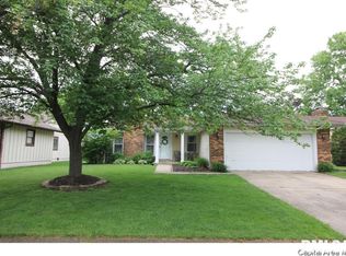 201 Bristol Dr, Springfield, IL 62702