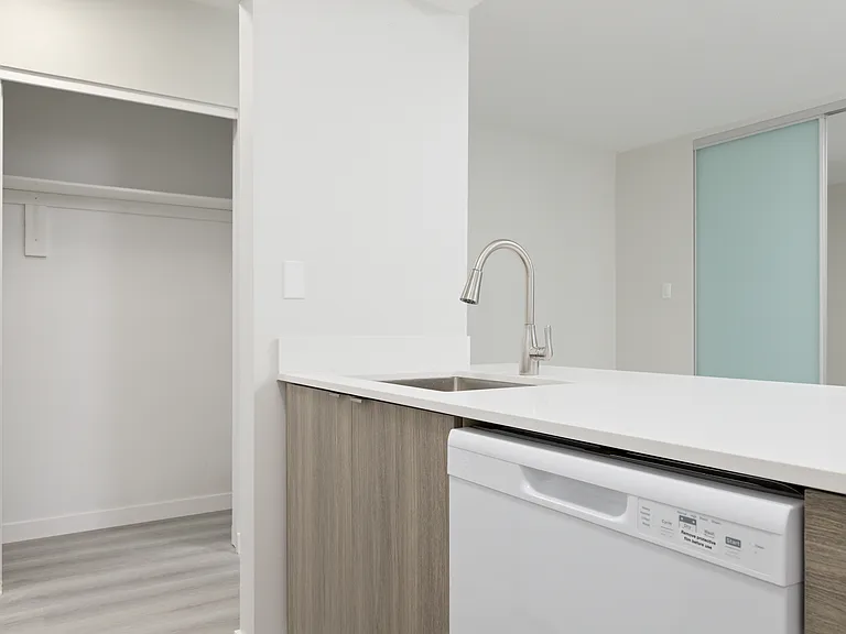 1777 Frances St — Photo 11