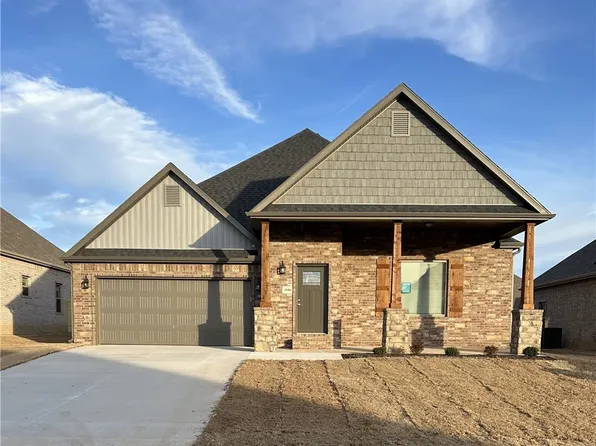 1110 Flat Rock St, Bentonville, AR 72713