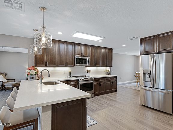 3rd image of 18606 N 132ND Avenue