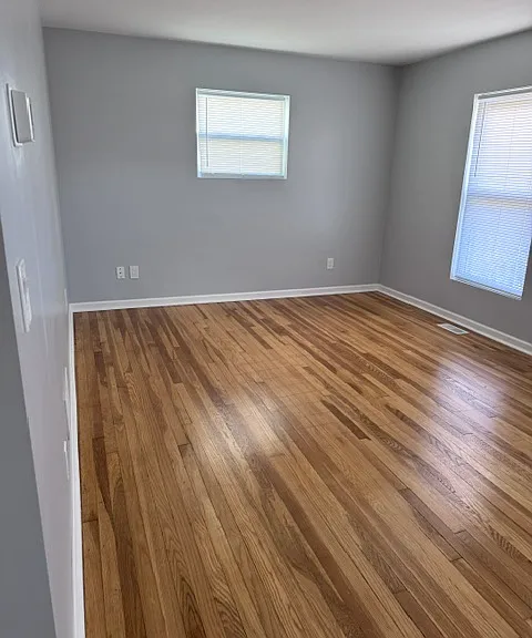 4429 Maplecrest Ave — Photo 17