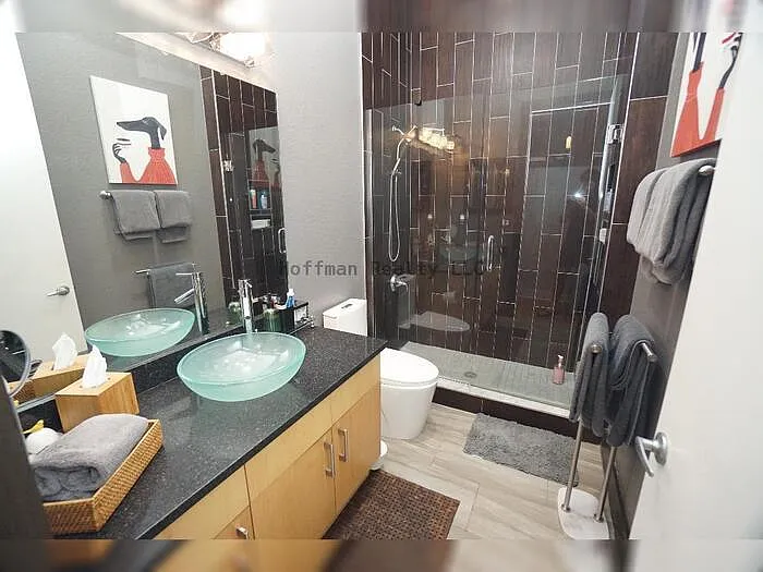 1501 W Horatio St #111 — Photo 15