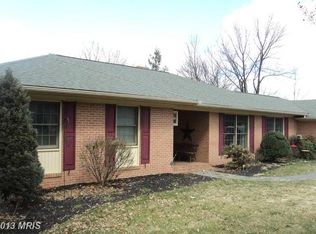 30 Fitzhugh Ave, Westminster, MD 21157