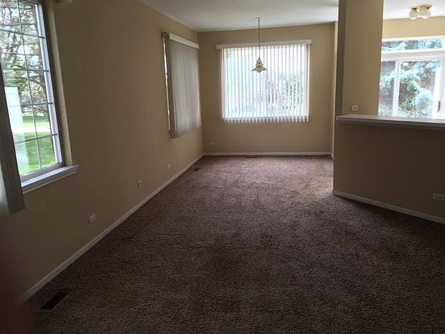 2nd image of 170 Hidden Pond Cir