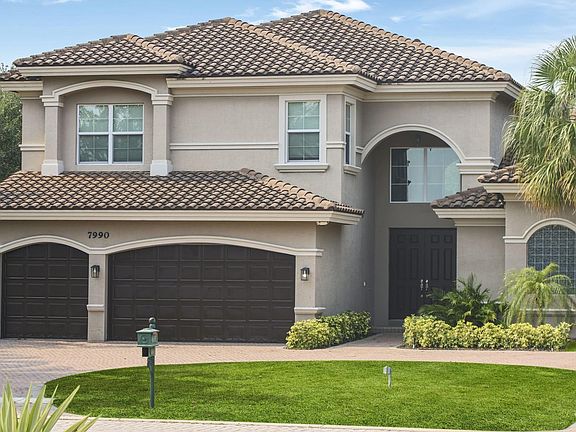 2nd image of 7990 Arbor Crest Way