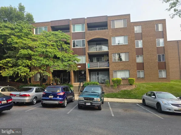 458 Girard St #390, Gaithersburg, MD 20877