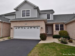 2214 Autumn Ln, Dekalb, IL 60115