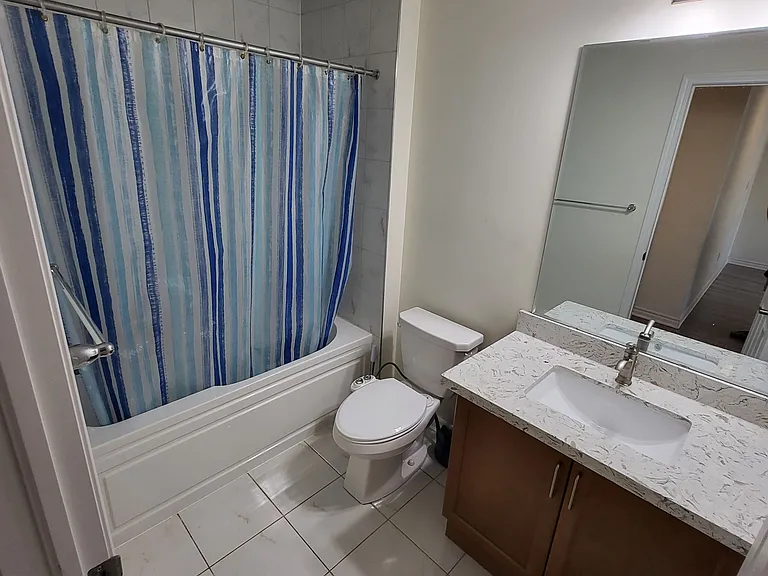 725 Kennedy Cir W — Photo 13