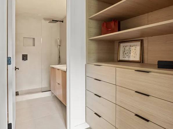 654 Jefferson Avenue image 8 of 14