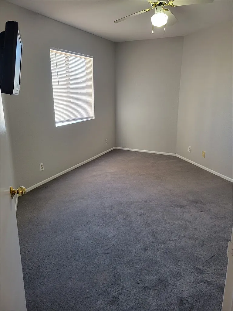 2 bed, 2.0 bath, 1094 sqft, $1,400 — Photo 4