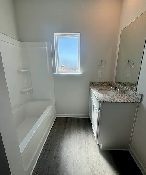 120 Monroe Ct — Photo 17