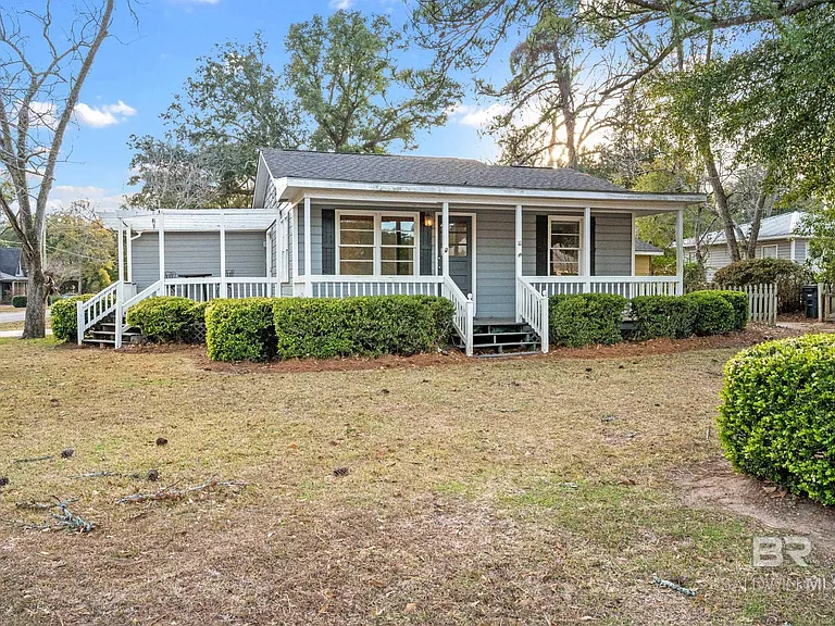358 Pecan Ave — Photo 17
