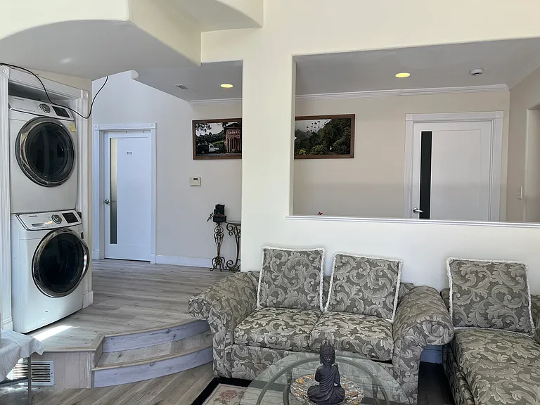 7151 Buckingham Blvd — Photo 20