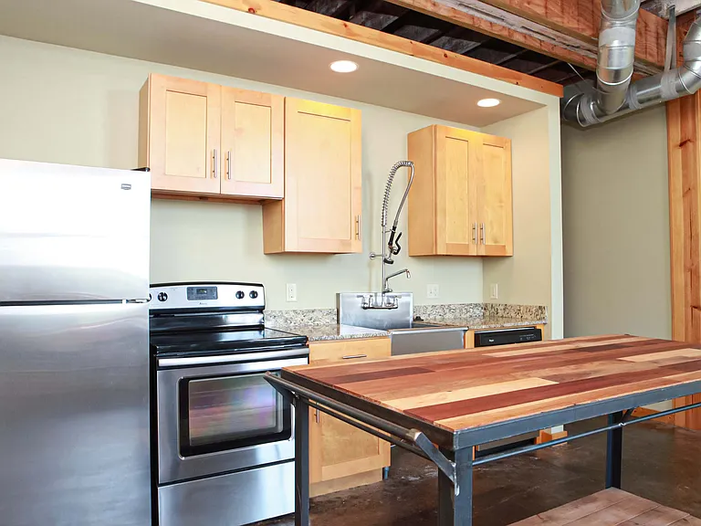 724 S Main Ave #23 — Photo 17