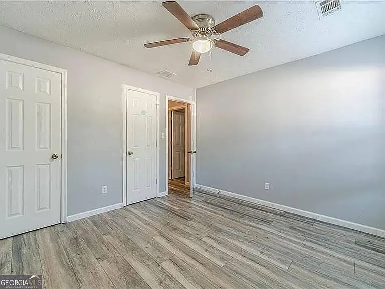 1607 Amhearst Walk Rd — Photo 8
