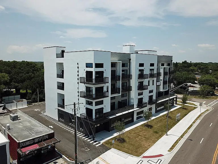Avenue Lofts — Photo 10