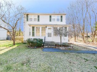 143 White Plains Rd, Trumbull, CT 06611