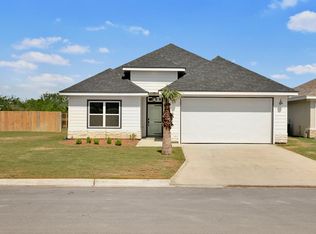 163 Torrey Pines Rd, Pt Isabel, TX 78578