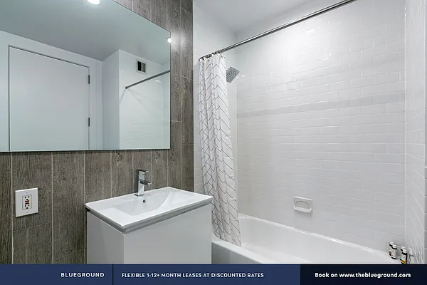 Rented by The Blueground | media 71