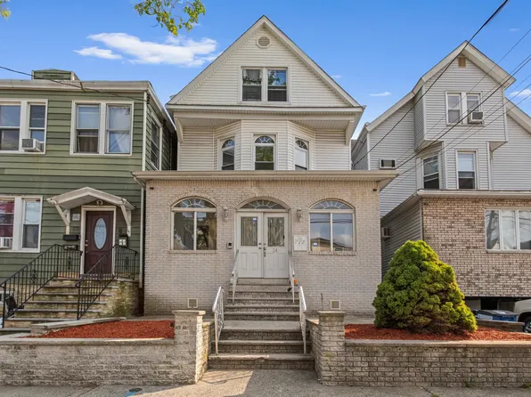 24 W 30th St, Bayonne, NJ 07002