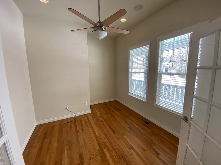 2852 Wabash St — Photo 27
