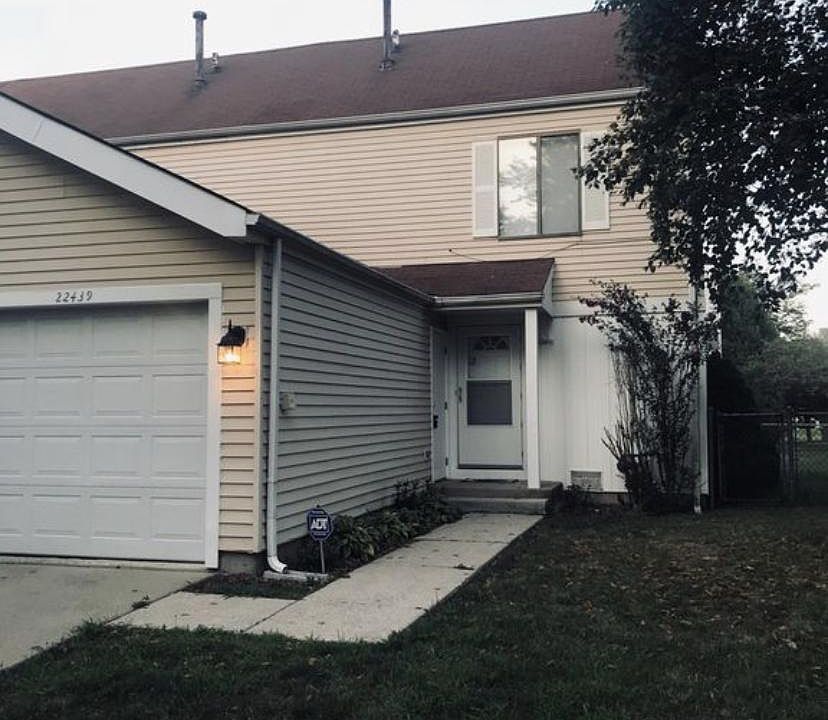 1st image of 22439 Hamilton Dr