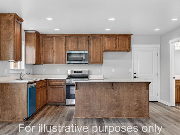 4th image of 953 Honey Bee St