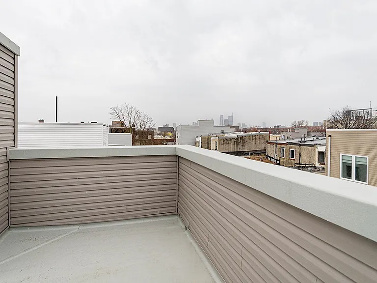 1946 N 6th Street — Photo 15