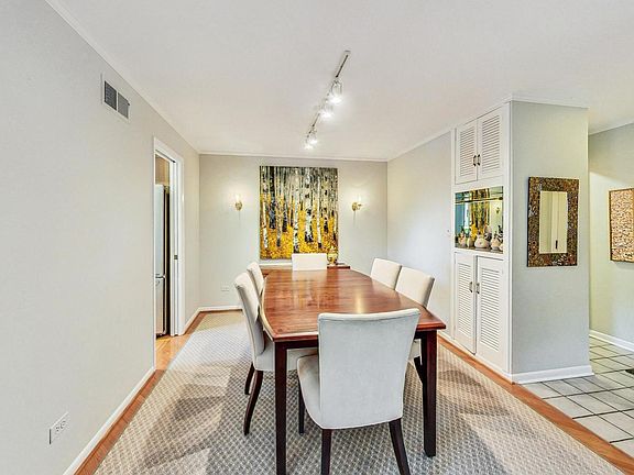 5th image of 1840 Wildberry Dr #2-E