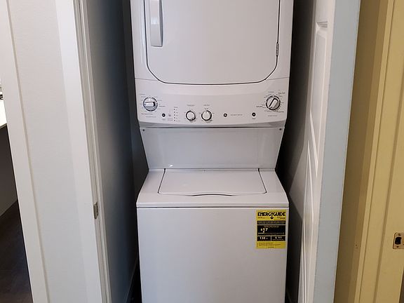 3rd image of 816 Ruud Ln Unit 3