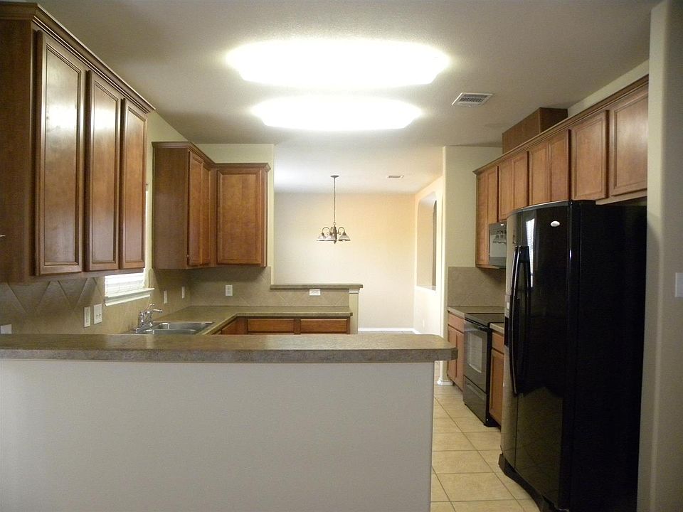 2nd image of 3012 N 33rd St