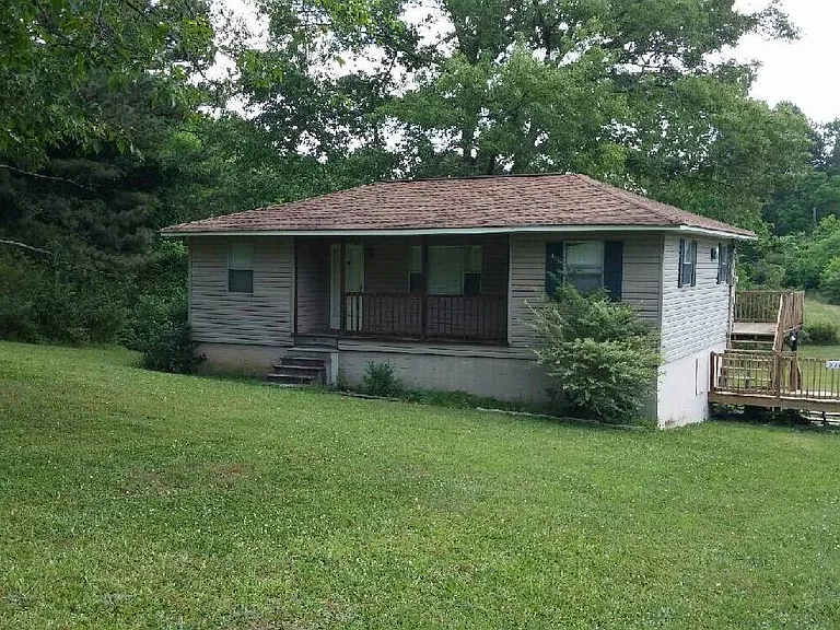 570 E Garden Farm Rd — Photo 1