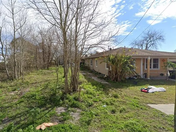 1633 Tricou St, New Orleans, LA 70117