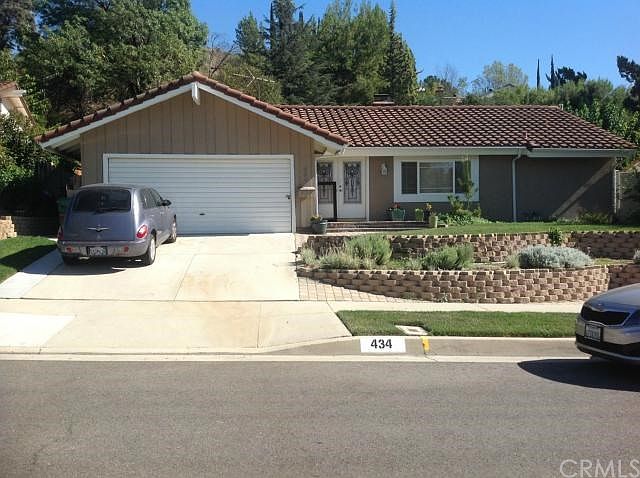 1st image of 434 N Platina Dr
