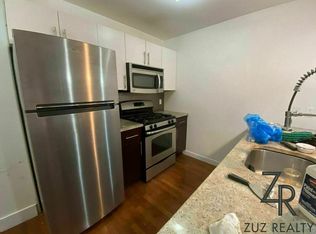 181 Scholes St #1G, Brooklyn, NY 11206