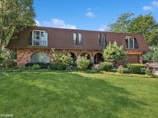 3222 Burr Oaks Dr, Joliet, IL 60431